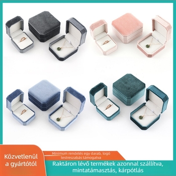 Koreai bársonyos nyolcszögletű ékszerdoboz (Anyag: műanyag doboz; Csomagolási szint: értékesítési/terminális csomagolás; Csomagolás típusa: csomagoló doboz; Cél: ékszerdoboz)