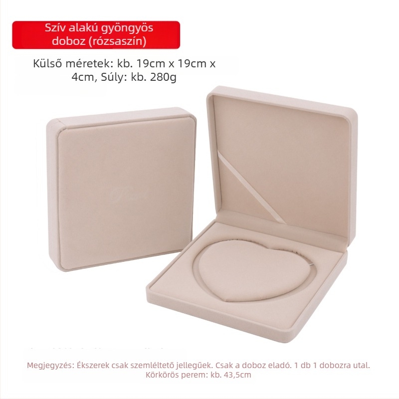 Bársony anyagú ékszerdoboz – három részes készlet nyaklánccal, fülbevalóval és karkötővel