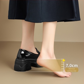 Loafer cipő kerek orrú, PU felsőrész, 6-8 cm vastag sarok, PU talp