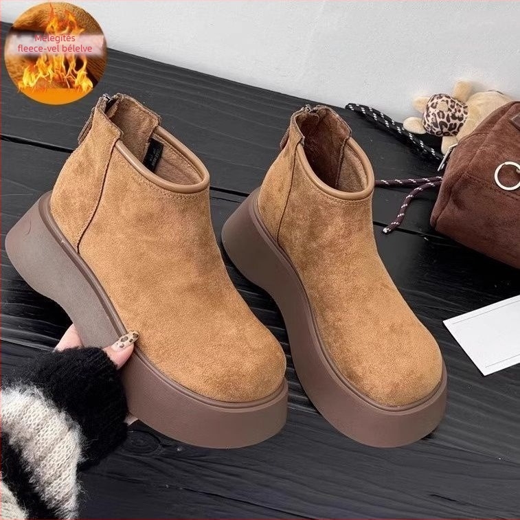 Női vastag talpú bakancs, bélelt velúr felsőrész, hátul cipzárral, platformos talp 3-5 cm
