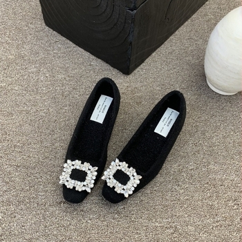 Mary Jane lapos cipő műszőrme bélésével, velúr felsőrész, gumitalp, négyzetes orr, slip-on