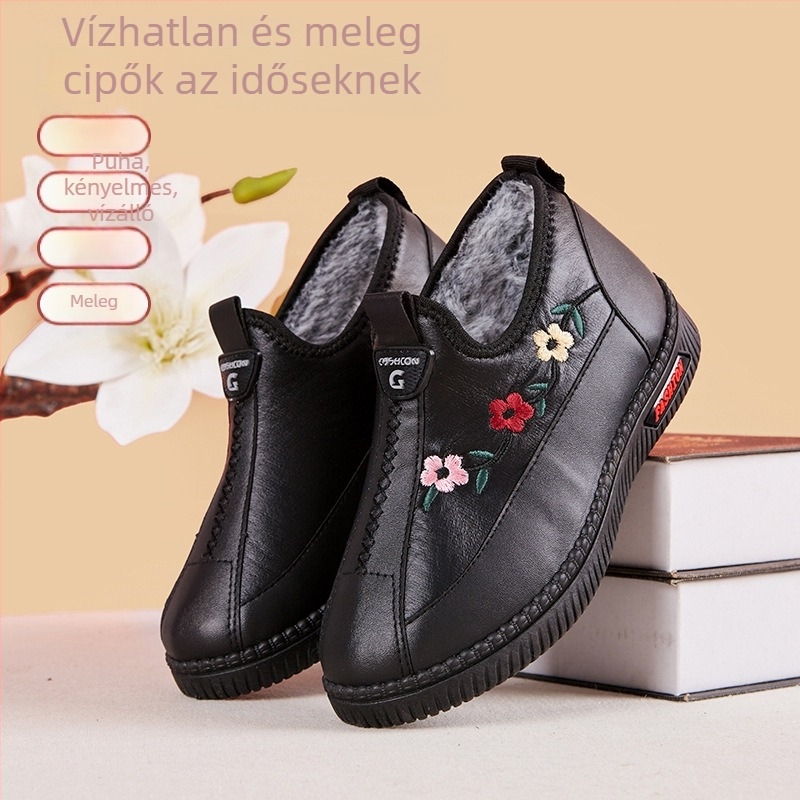 Téli cipő textil felsőrésszel, csúszásmentes talppal, belső műszőrme bélés, műbőr felsőrész, alacsony sarok