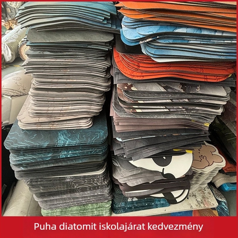 Fürdőszobai szőnyeg – poliészter anyag, kézi mosás, geometriai minta, modern minimál stílus