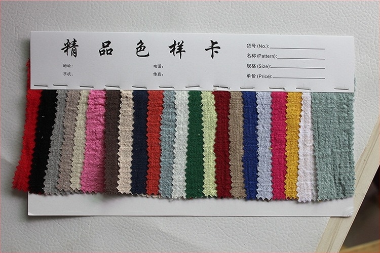 Egyszerű Slub pamut-len anyag Tie-Dye textúrával, 85% poliészter, 15% pamut, szálak 40x40, sűrűség 1010, gramm-tömeg 110 g/m², festés, alkalmas ingek és könnyű kabátokhoz, tavasz-nyár