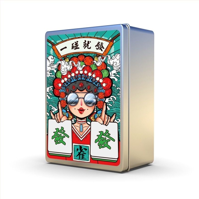 Utazó Mahjong-kártyák — vízálló, vastagított, hordozható mini készlet Mahjong lapokkal; fehér karton anyag; tartalmaz zacskót és színes dobozt; 14+.