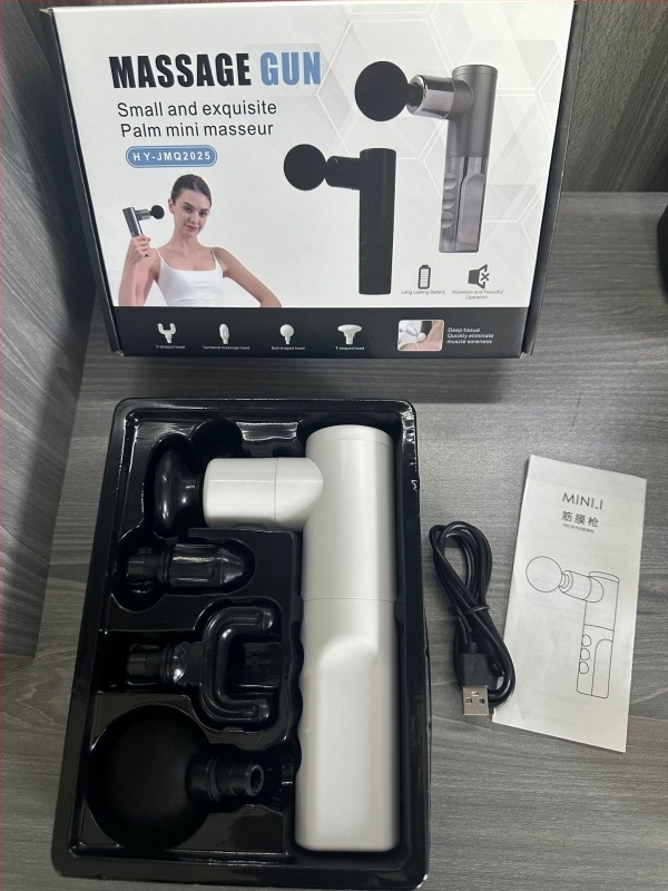Mini hordozható fascia-gun masszírozó, 4 fej, kefemotor, beépített 1200–2000 mAh akkumulátor, zaj < 36 dB