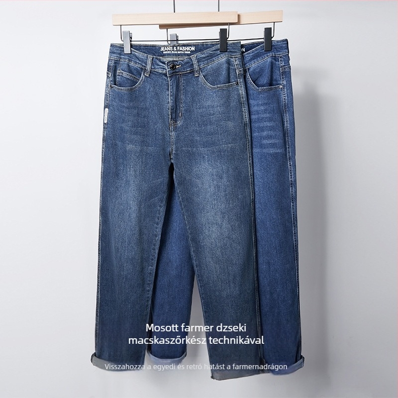 Pamut denim farmer, lazán szabott egyenes fazon, középmagas derék, cipzáras záródás, több zseb, őszi viselet