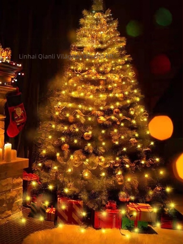 Fa alakú dekoratív fényfüzér beltéri és kültéri használatra, IP44 védelem, 1500 lm, 4,5 V bemenet, PVC burkolat