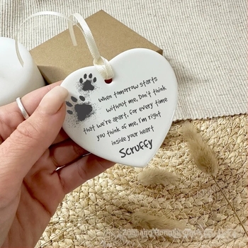 Akrilból készült emlékplakett elveszett kutyának, karácsonyi alkalomra