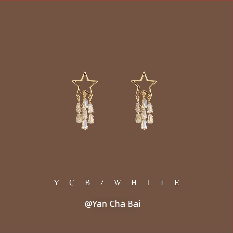 Csillag alakú fülbevalók bojttal, réz, elektroplatírozott — Qiaolanxuan