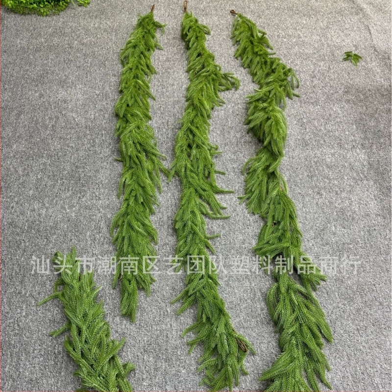 Fenyőágas girland, műanyagból és PE-ből, európai stílusú, karácsonyi dekoráció