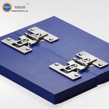 180°-os csuklóajtóhoz készült ötvözetből, cink-ötvözet, felületkezeléssel – szekrényekhez és összecsukható ajtókhoz