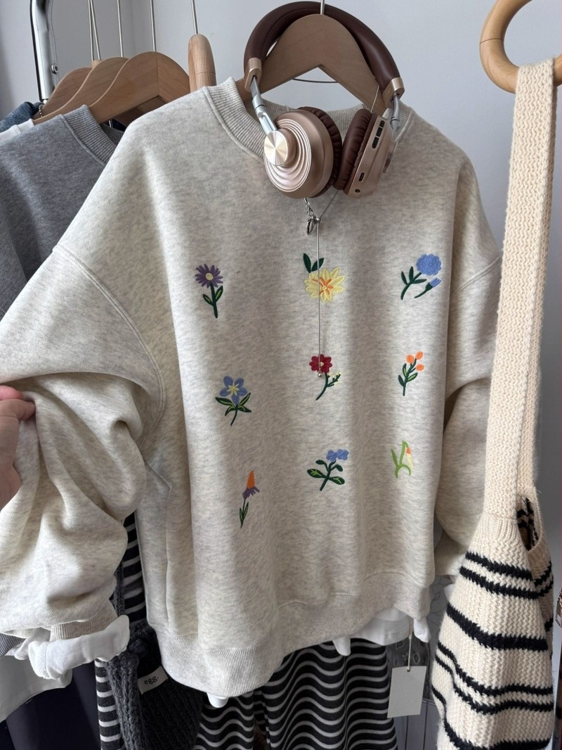 Női oversized kapucnis pulóver fleece béléssel, geometriai mintázat, középhosszú, poliészter