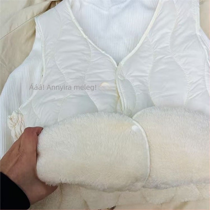 Chenille anyagú mellény, szűk fazon, spandex alapanyaggal, ultra rövid hossz, töltet: kacsa toll