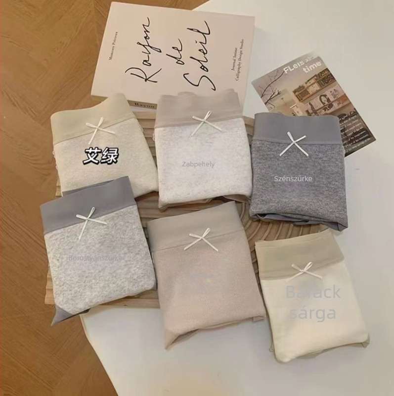 Női pamut alsónemű - 95-100% pamut, középmagas derék, kötött anyag, ágyéki bélés 100% pamut, egyszínű mintázat