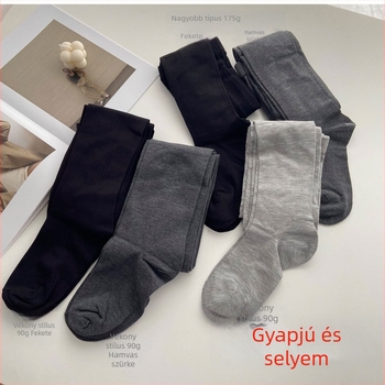 Gyapjú-selyem harisnya lábfejes kivitelben, vékony és átlátszó, egyszínű kötés, négyzetes sarok, kifutó-stílus