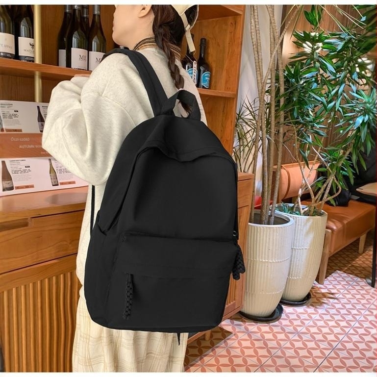 Uniszex iskolai nejlon hátizsák (20–35 L kapacitás, 8 hüvelykes laptop kompatibil, légpárnás vállpántok)