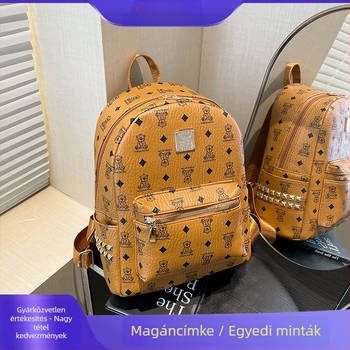 Női hátizsák utcai divat PU anyagból, cipzáras zárás, poliészter bélés, belső cipzáros zseb
