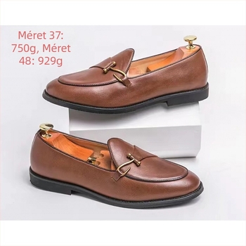 Férfi loaferok PU felsőrésszel, gumi talppal, kerek orr, slip-on dizájn.