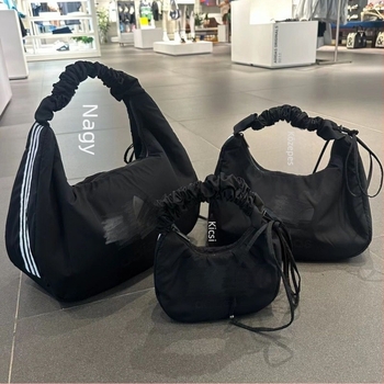 Crossbody táska – cyber-function stílus, poliészter, Cloud bag trend, zipzáras zárás, Oxford bélés