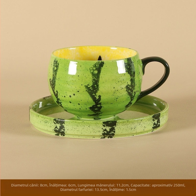 Ceașcă de cafea ceramică pictată manual cu mâner – motif pepene, decor sub glazură, stil proaspăt și drăguț