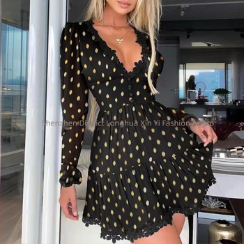 Rochie cu buline, decolteu în V, mâneci lungi, poliester, croială prințesă