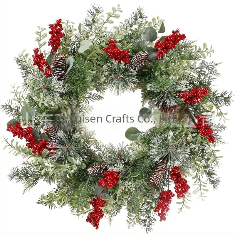 Ghirlandă de Crăciun cu fructe artificiale, din rotan natural, lucrată manual, pentru decor interior la ușă, pe perete sau la fereastră.