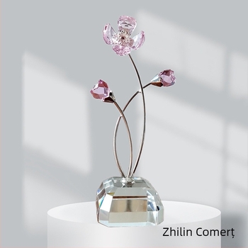 Trifoi cu patru foi – floare eternă din cristal pudrat, ornament vegetal în cutie cadou, stil modern minimalist