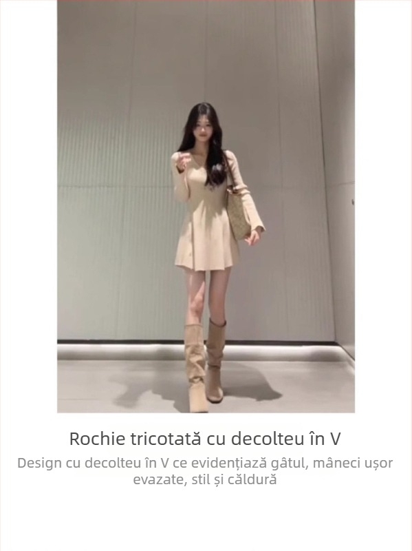 Rochie tricotată cu decolteu în V, talie elastică, mâneci clopot și fustă A-line scurtă – material tricot viscoză/poliester
