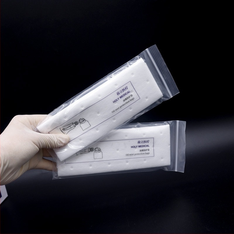 Pungă protectoare dentară pentru ceața de ulei - izolare sanitară, pentru adulți, conținut net 25 g, marcă Heli, ambalaj 10 bucăți pe cutie