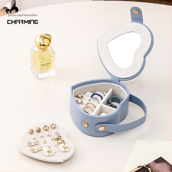 Cutie pentru bijuterii - în formă de inimă, portabilă pentru călătorii; Casegrace sp01350, material Cortex, duritate: tare, model solid