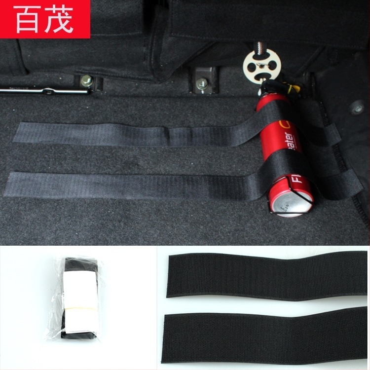 Curea pentru portbagajul mașinii, set din două piese pentru fixarea stingătorului, cu închidere Velcro (Brand: Neutral; Material: căptușeală; Utilizare: portbagaj auto; Set: două piese)