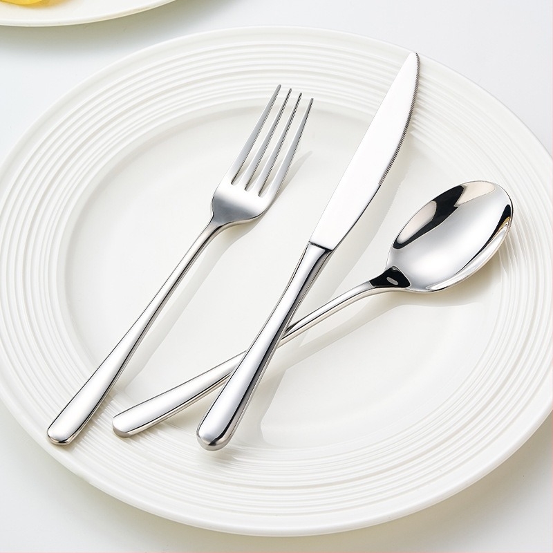 Set tacâmuri din oțel inoxidabil 316L – finisaj oglindit, cuțite, furculițe și linguri groase, stil minimalist modern