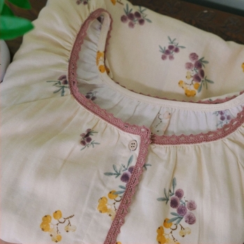 Rochie de noapte din bumbac 100% în stil antic, țesătură subțire, lungă, croială lejeră