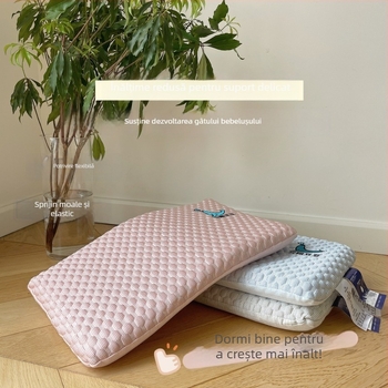 Pernă pentru copii din latex natural cu nucleu ice silk, formă ovală, conținut latex >90%, potrivită pentru copii