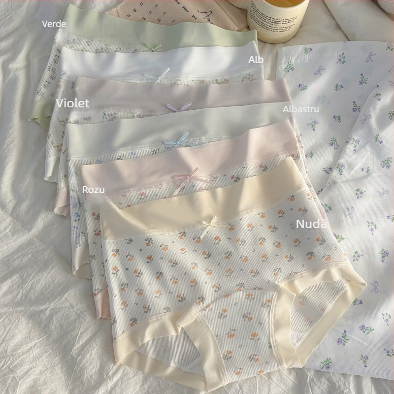 Chiloți de damă din bumbac, talie medie, gusset extins, respirabili, cu model funda, blocuri de culoare și buline