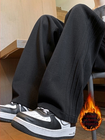Pantaloni cu căptușeală din fleece, croială lejeră, model dungat, talie medie