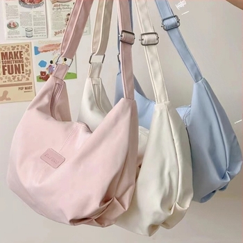 Geantă de umăr crossbody — nailon, formă pătrată orizontală, fermoar, căptușeală poliester, buzunar pentru telefon