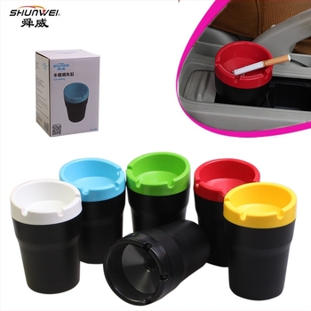 Cenușar auto cu capac, din plastic, model SD-1209, brand Shun Wei, greutate 100 g