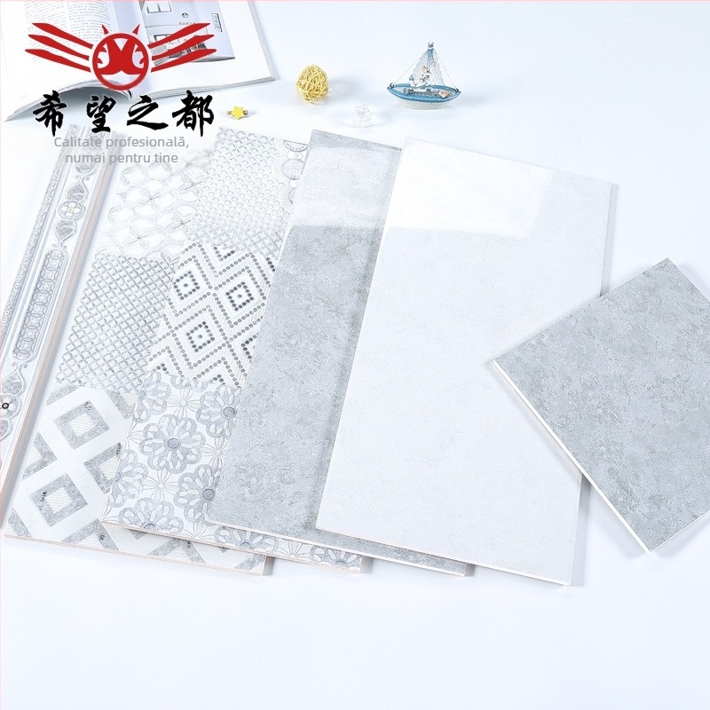 Placă ceramică glazurată din porțelan pentru bucătărie și baie, suprafață lucioasă, antiderapantă și rezistentă la uzură, absorbție de apă 0,5%, rezistență comprimare 2000