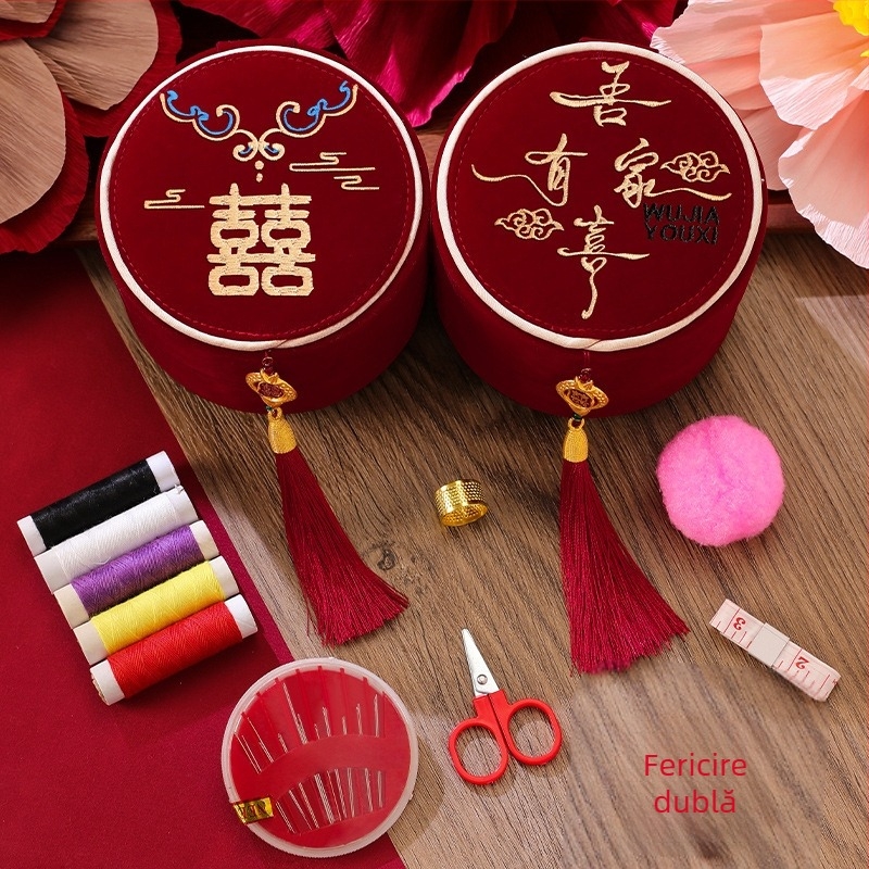 Cutie de cusut pentru nuntă - kit de broderie din pânză pentru mireasă | Brand: Romantic happy event | Cod produs: Wedding sewing box | Material: Pânză | Componente: Broderie