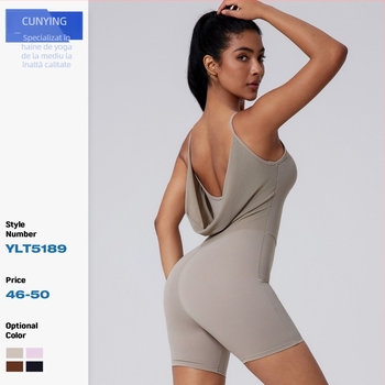 Salopetă de yoga cu șorturi pentru antrenament sportiv — material nylon, 78% compoziție, inserturi pentru bust incluse, brand Cunying / Inch Shadow, primăvara 2025