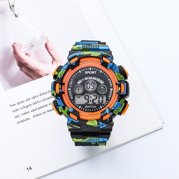 Ceas electronic multifuncțional cu camuflaj pentru sporturi în aer liber, cadran circular, afișaj numeric, mișcare electronică, curea ABS, carcasă PVC