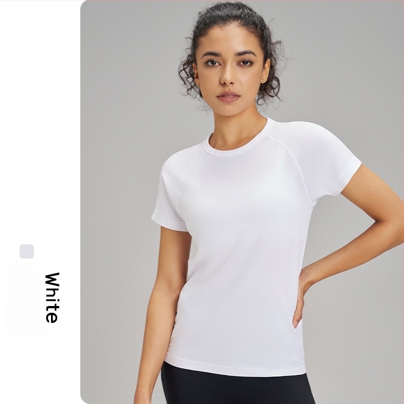 Tricou de yoga pentru exterior pentru femei: respirabil, foarte elastic și uscare rapidă; material din amestec de fibre chimice; compoziție: 63% nylon + 37% poliester; mânecă scurtă; croială slim; lungime până la șold; pentru femei.