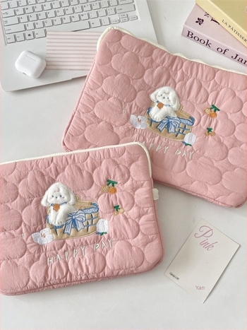 Geantă de stocare pentru tabletă și notebook, cu broderie de nor moale în stil anime; material poliester; model anime; lansare în toamna 2025.