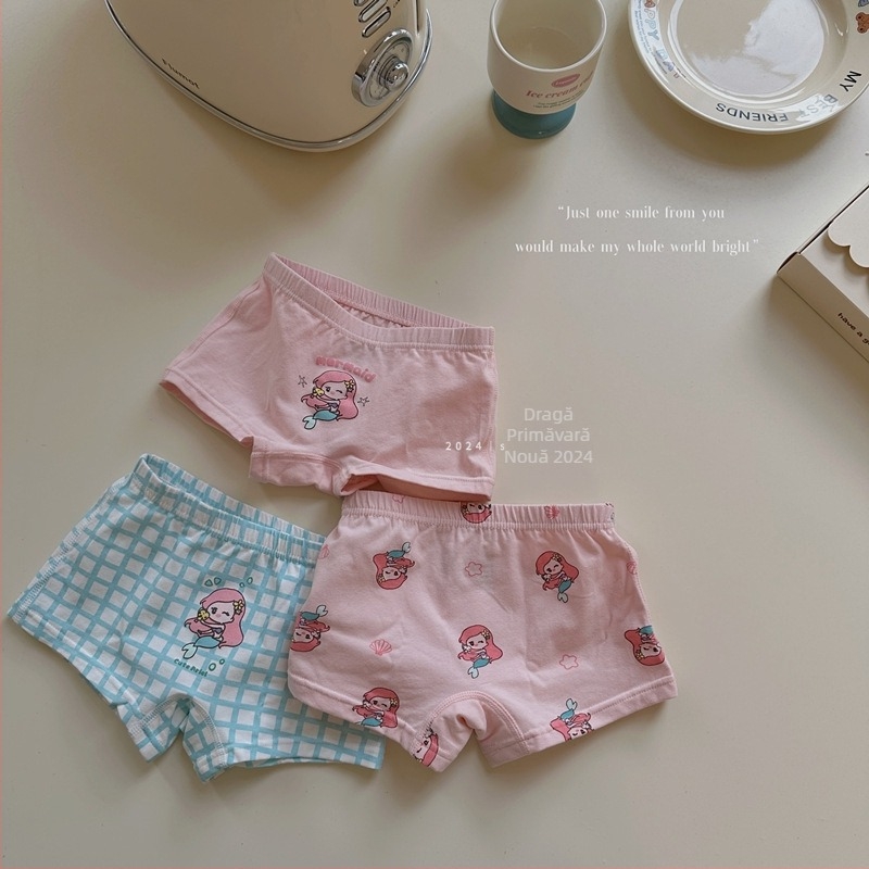 Set de chiloti pentru copii, trei piese, 95% bumbac, unisex, pentru copii 3–8 ani (100–140 cm), siguranță Clasa A, Primăvara 2024