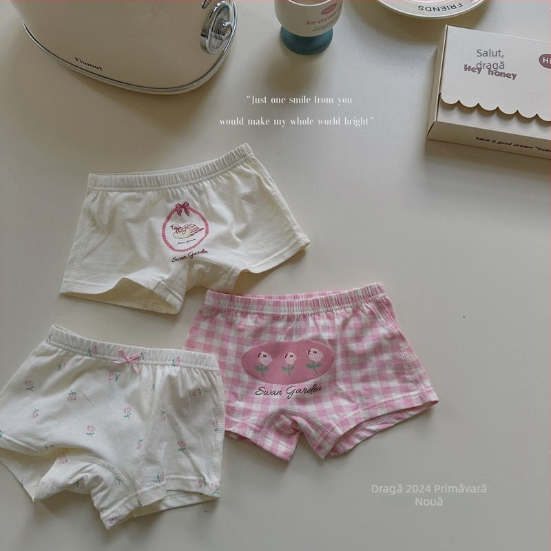 Set de chiloti pentru copii, trei piese, 95% bumbac, unisex, pentru copii 3–8 ani (100–140 cm), siguranță Clasa A, Primăvara 2024