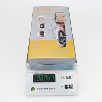 Aparat de tuns electric pentru bebeluși și copii, reîncărcabil, lamă ceramică, cap detașabil și lavabil, baterie 800–1000 mAh, zgomot 36–45 dB