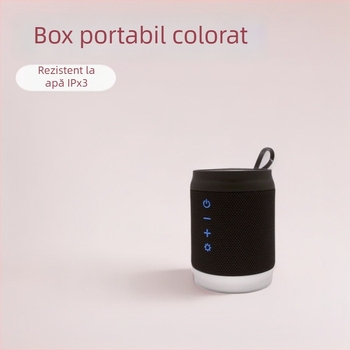 Difuzor Bluetooth portabil cu husă textilă și iluminare ambientală pentru exterior; 5W, Bluetooth 5.0, IPX3, rază 10 m, 100Hz–20kHz, SNR ≥75dB.