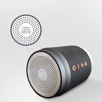Difuzor Bluetooth portabil cu husă textilă și iluminare ambientală pentru exterior; 5W, Bluetooth 5.0, IPX3, rază 10 m, 100Hz–20kHz, SNR ≥75dB.